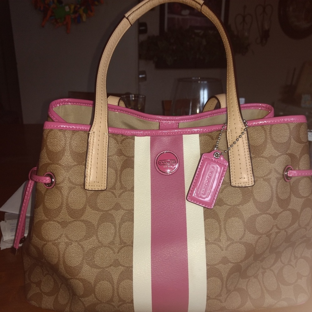 Coach leather purse